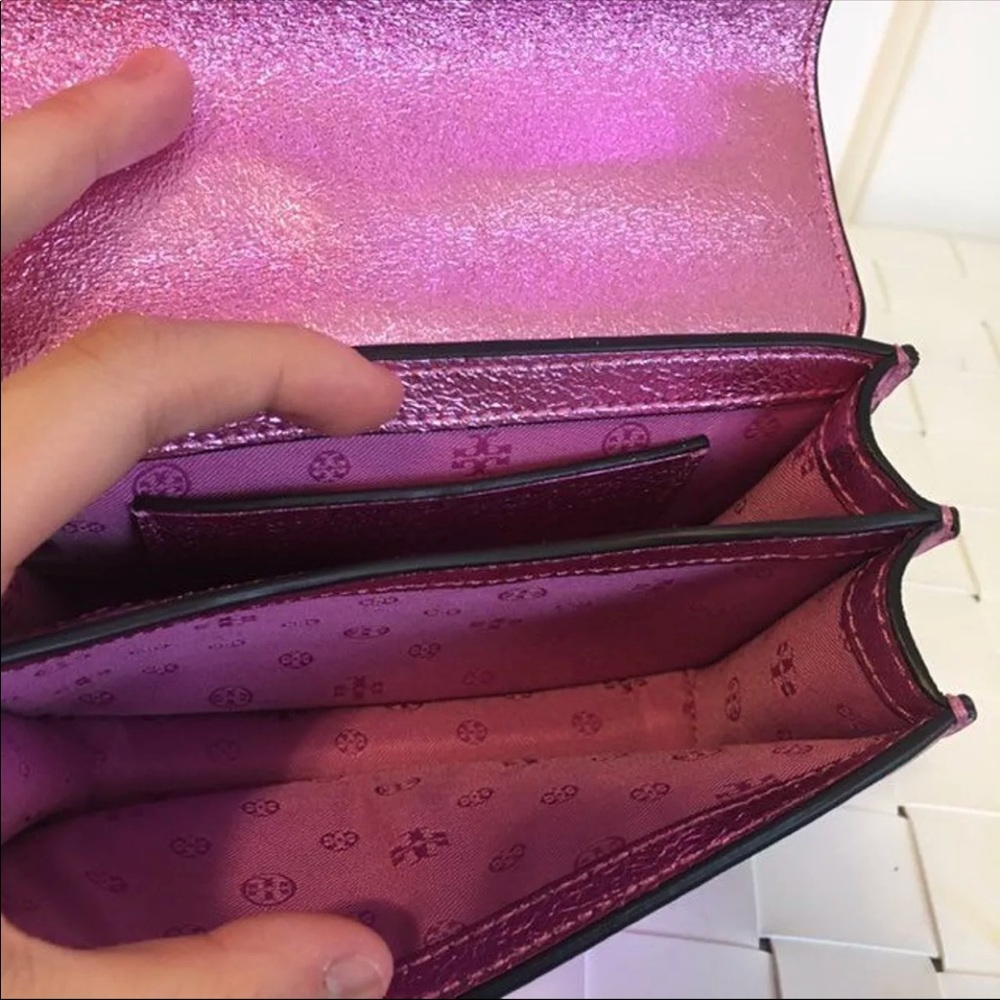 NWT Authentic Tory Burch Pink Crinkle Crossbody - Picture 3 of 5